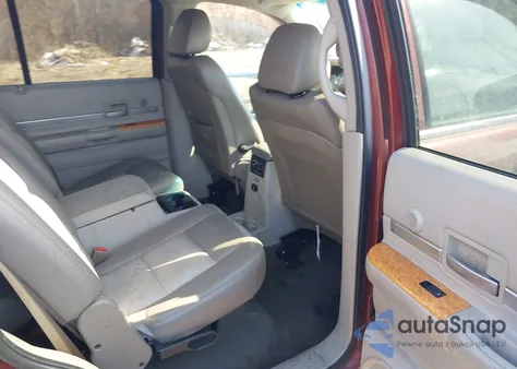 2008 Chrysler Aspen Limited z USA, uszkodzony, nr VIN 1A8HW58NX8F119738